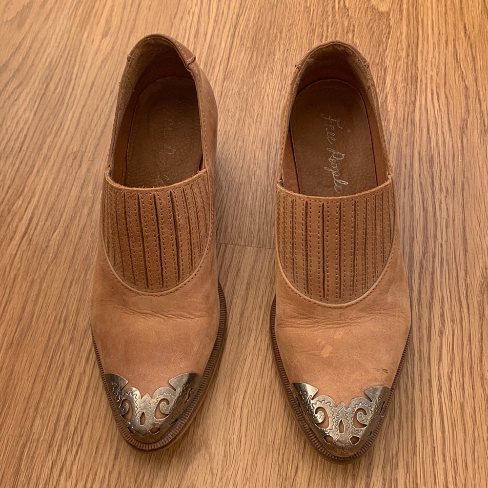 Brown free people pumps